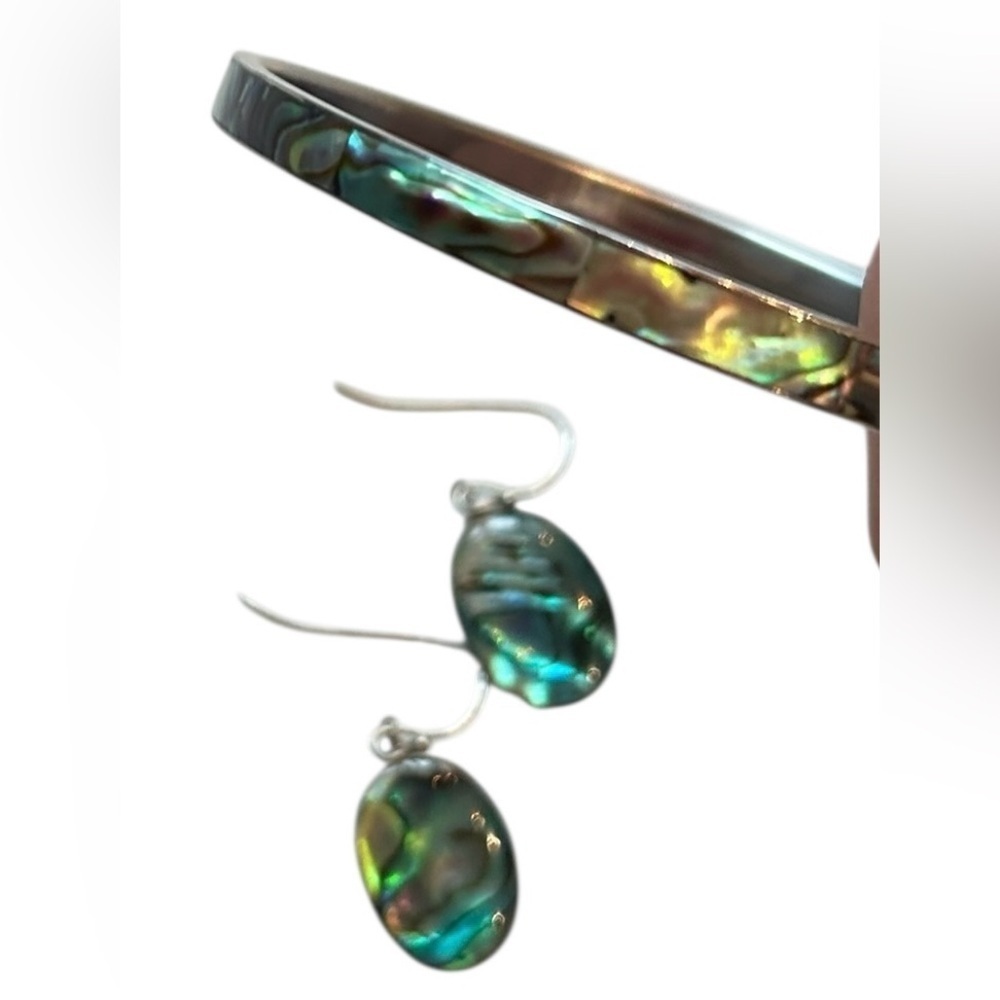 Artisan Iridescent Abalone & silver tone bangle Bracelet & pierced earring set